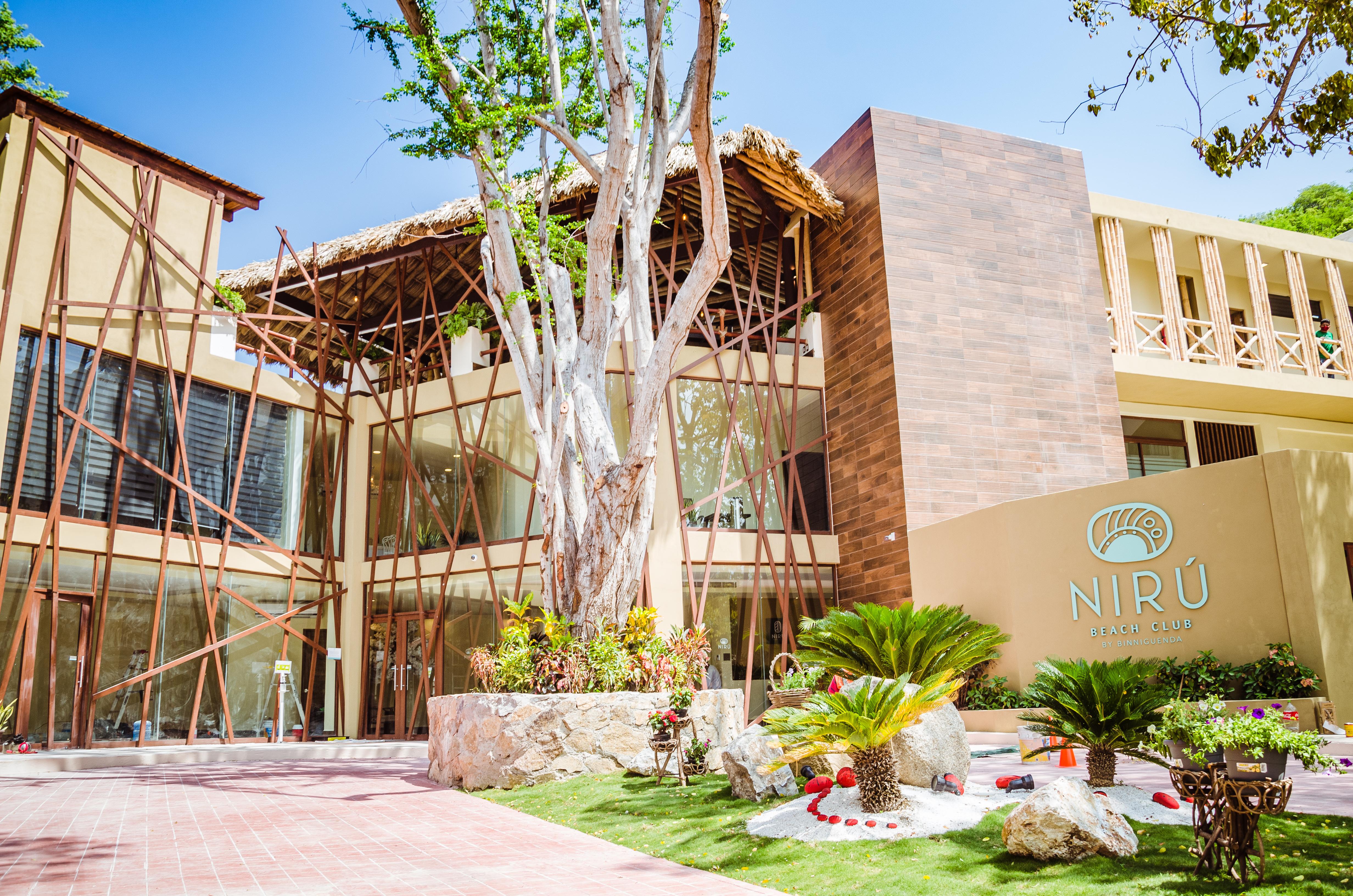 Binniguenda-Huatulco-Beach-Club-Exterior